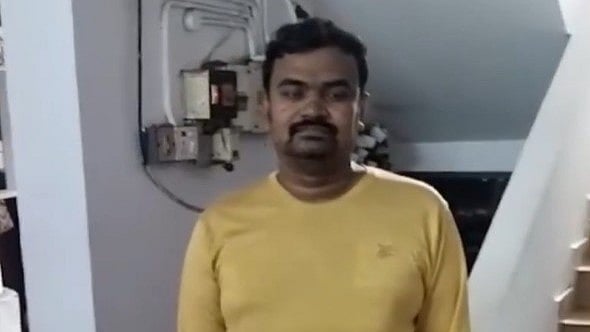 മൊബൈല്‍ ആപ്പ് ഉപയോഗിച്ച് മുഖ്യമന്ത്രിയുടെ പേരില്‍ വ്യാജ രേഖയുണ്ടാക്കി 63 ലക്ഷം രൂപ തട്ടി; യുവാവ് പിടിയിൽ